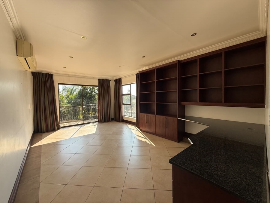 5 Bedroom Property for Sale in Cashan North West